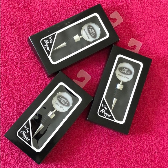 Land Rover ( wine Stopper ) - Picture 2 of 5